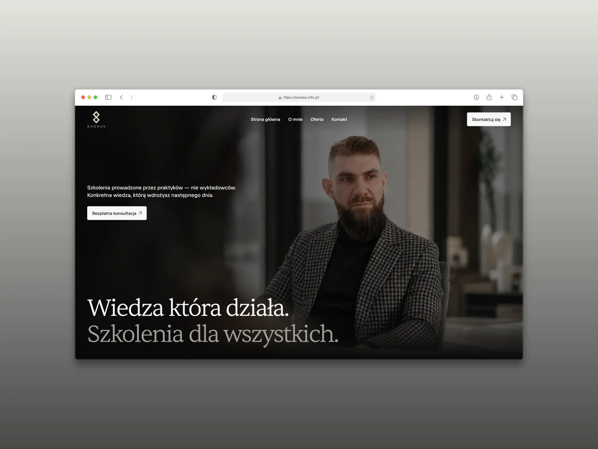 Widok strony głównej Exodus na komputerze z sekcją hero, zdjęciem prowadzącego oraz hasłem „Wiedza która działa. Szkolenia dla wszystkich”.